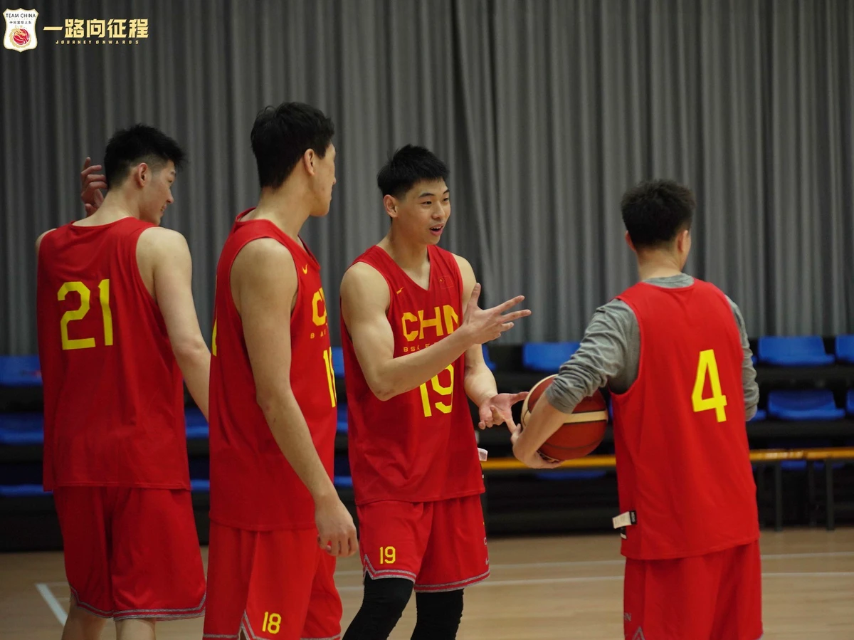 为什么控卫需要掌握多种进攻手段_1